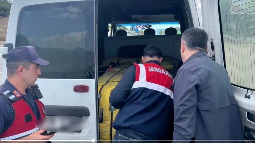 Yurt genelindeki denetimlerde 230 düzensiz göçmen yakalandı