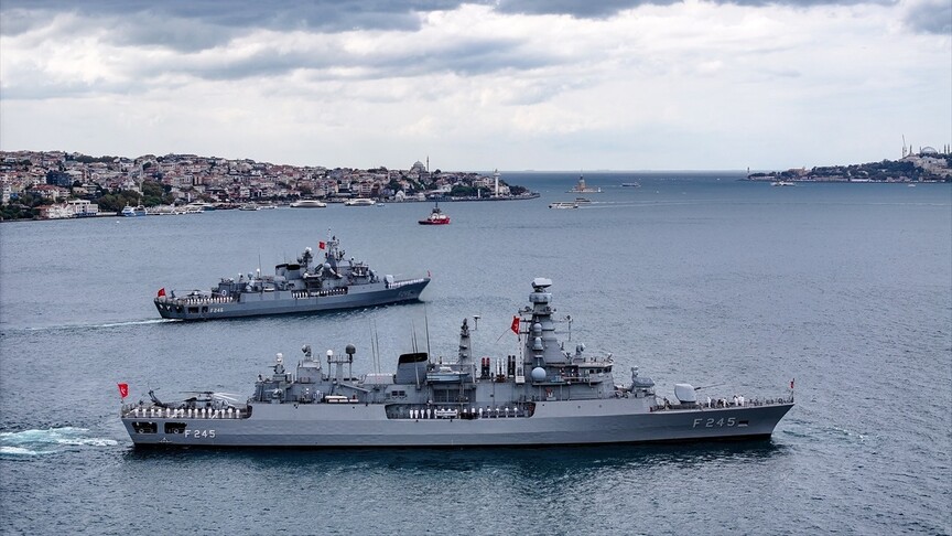 Preveze Deniz Zaferi kapsamında İstanbul Boğazı'ndan geçiş yapıldı