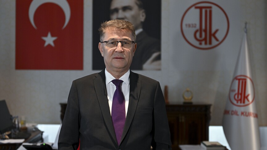 TDK, 800 bini aşan söz varlığıyla "yaşayan Türkçenin sözlüğü"nü hazırlıyor