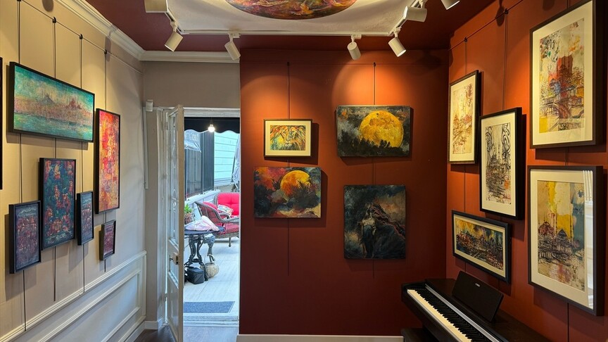 Feminen Sanat Galerisi “Işık ve Renkler” sergisiyle kapılarını açtı