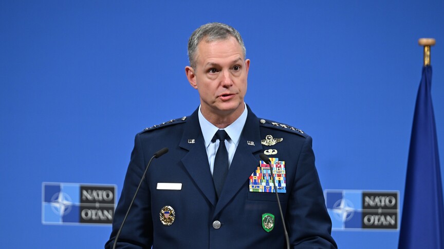 NATO: AB'nin üye ülkeleriyle oluşturduğu herhangi bir yapı, İttifak ile rekabet halinde olmamalı