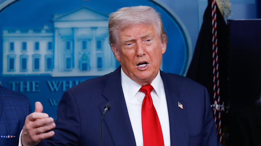 Trump, İran'a yönelik yaptırımları hafifletmeye istekli olduğu iddialarını yalanladı