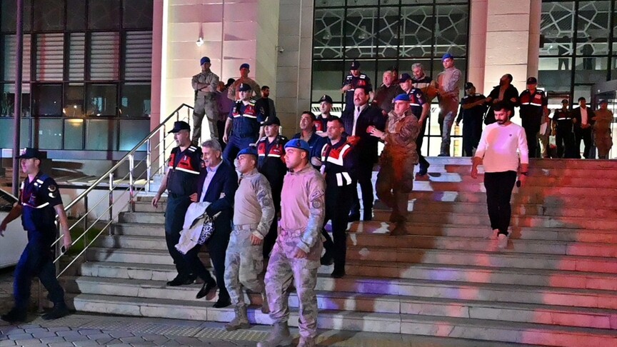 Yahşihan Belediyesine yönelik yolsuzluk operasyonunda 15 şüpheli tutuklandı