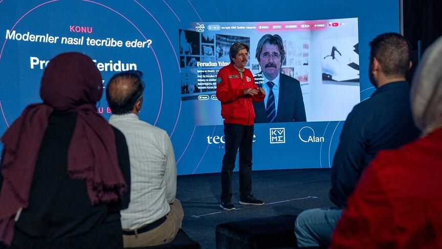 TEKNOFEST Güneydoğu'da "Modernler nasıl tecrübe eder?" başlıklı panel düzenlendi