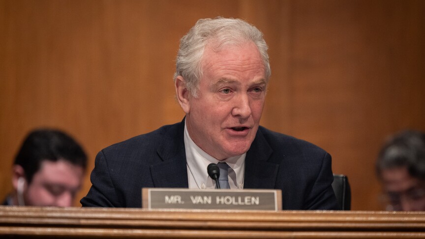 ABD'li Senatör Van Hollen'dan ülkesinin Orta Doğu'ya yeni uçak gemisi gönderme kararına tepki