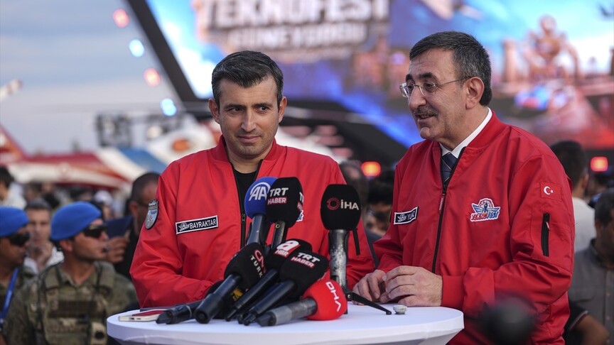 Cumhurbaşkanı Yardımcısı Yılmaz, TEKNOFEST Güneydoğu’nun kapanış töreninin ardından soruları yanıtladı