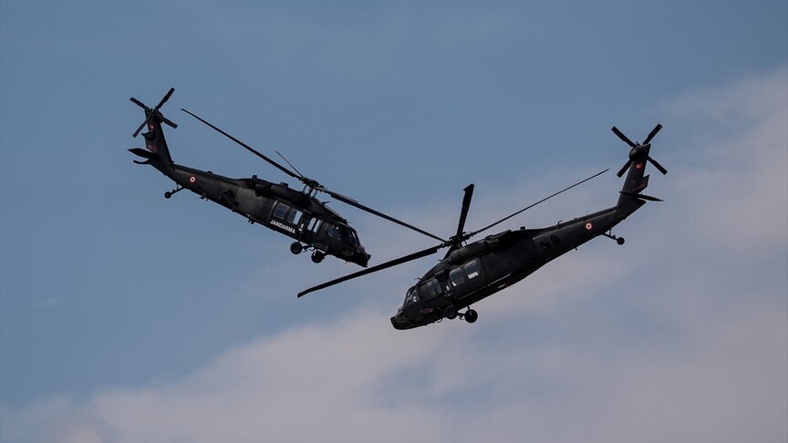 Jandarmanın hava gösterileri, TEKNOFEST Güneydoğu etkinliklerine renk kattı