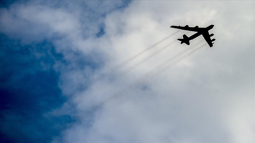 ABD, İngiltere'deki RAF Fairford Üssü'nden tüm bombardıman uçaklarını çekti