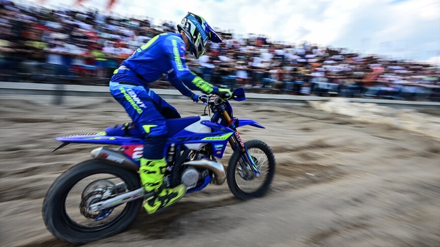 Sea to Sky Enduro Motosiklet Yarışları "plaj" etabıyla başladı