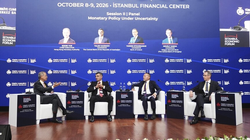İstanbul Ekonomi Forumu'nda "Belirsizlik Altında Para Politikası" paneli düzenlendi