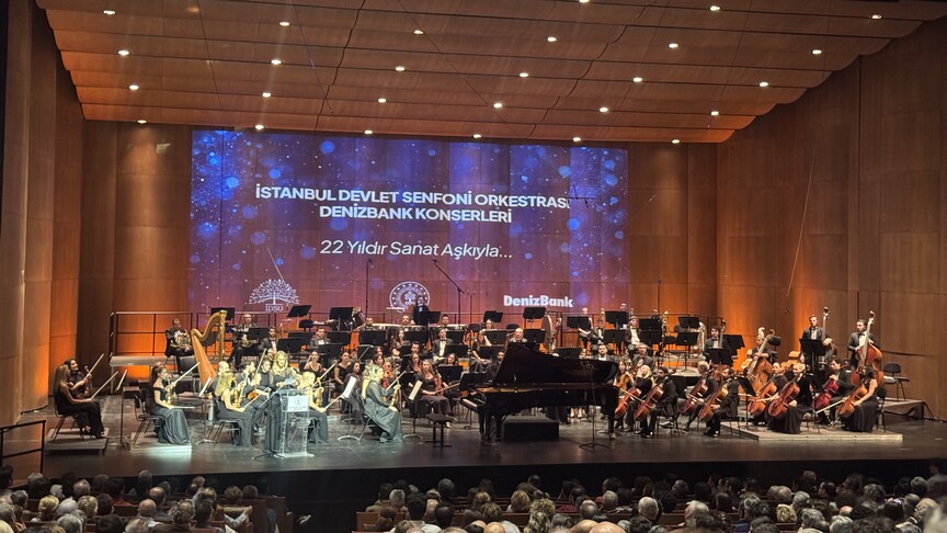 İstanbul Devlet Senfoni Orkestrası, yeni sezona AKM'de başladı
