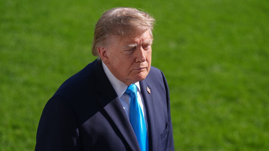Trump, Husilerin Riyad'daki havalimanına saldırısından "memnun olmadığını" belirtti