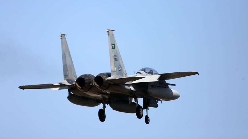 18 Killed in Houthi Strikes on Riyadh Airport as Saudi Arabia Prepares Multiple Scenarios