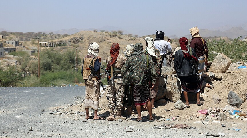 Yemeni Army Reports Over 200 Houthis Killed or Injured in Taiz Clashes