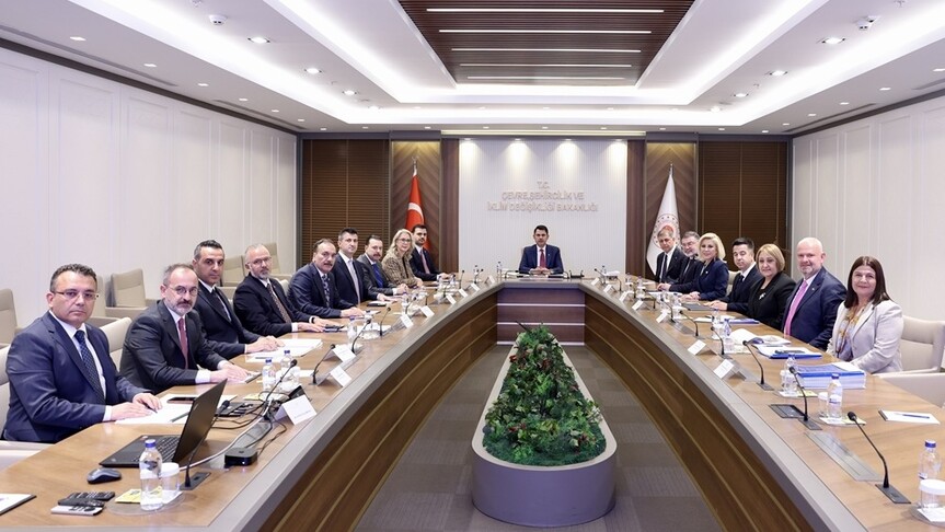Bakan Kurum, İzmir Büyükşehir Belediye Başkanı Tugay ile görüştü