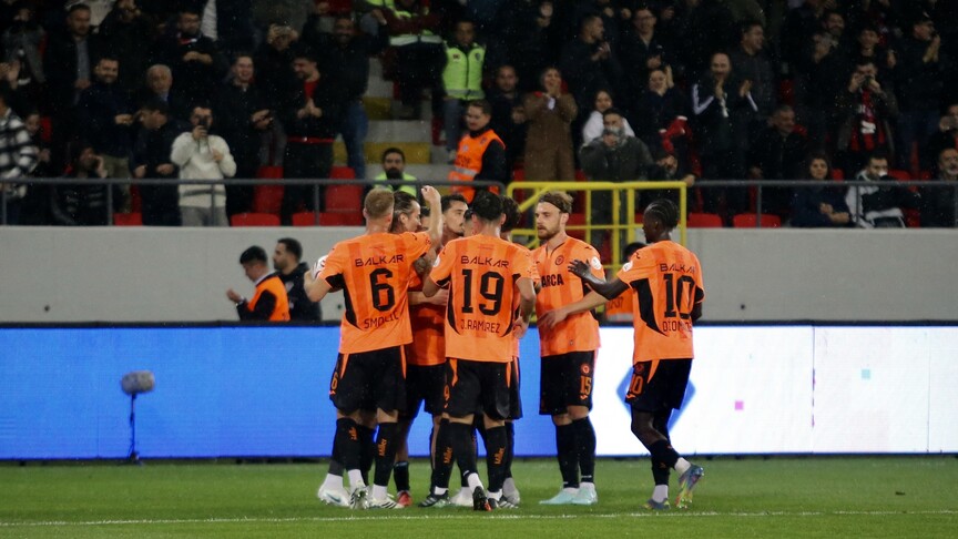 Çorum FK, Çaykur Rizespor'u 2-1 Mağlup Etti