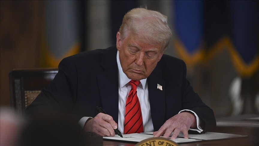 Trump, Rusya'ya yönelik yeni yaptırımları askıya alan kararname imzaladı