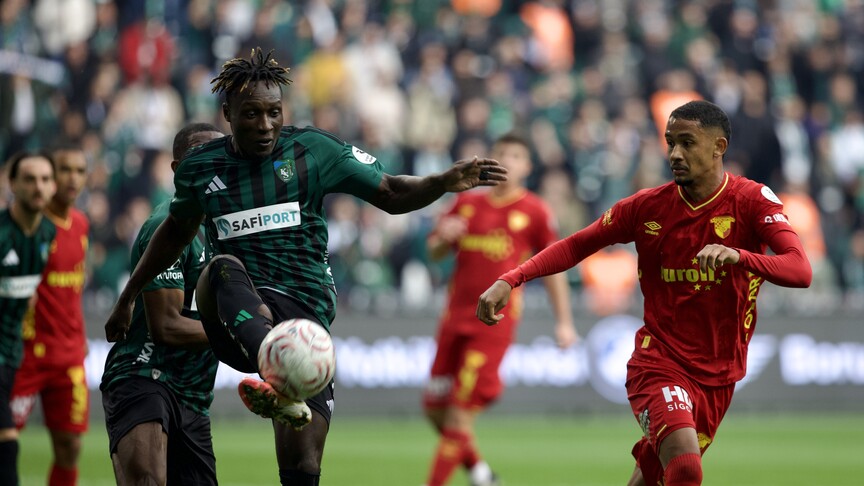 Göztepe, Kocaelispor'u 2-1 mağlup etti
