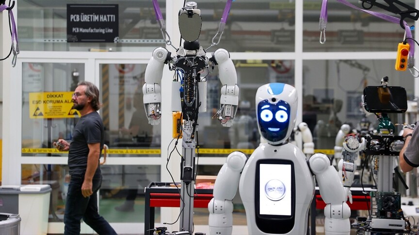 Konya'da geliştirilen insansı robot AKINCI-5 seri üretim aşamasında