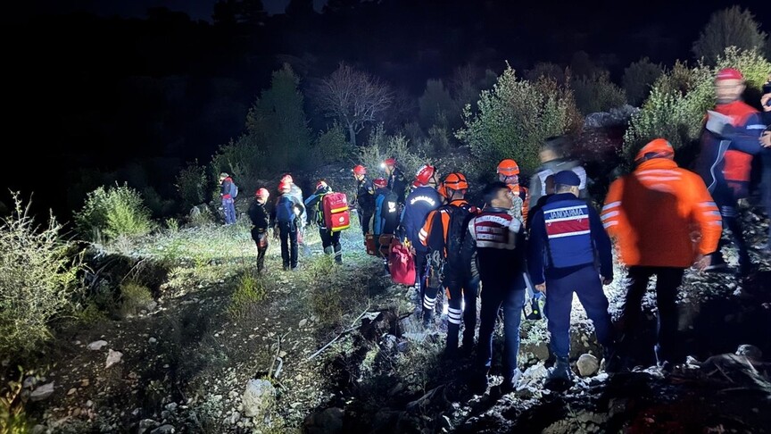 Isparta'da kanyonda mahsur kalan İHH gönüllülerinden biri hayatını kaybetti