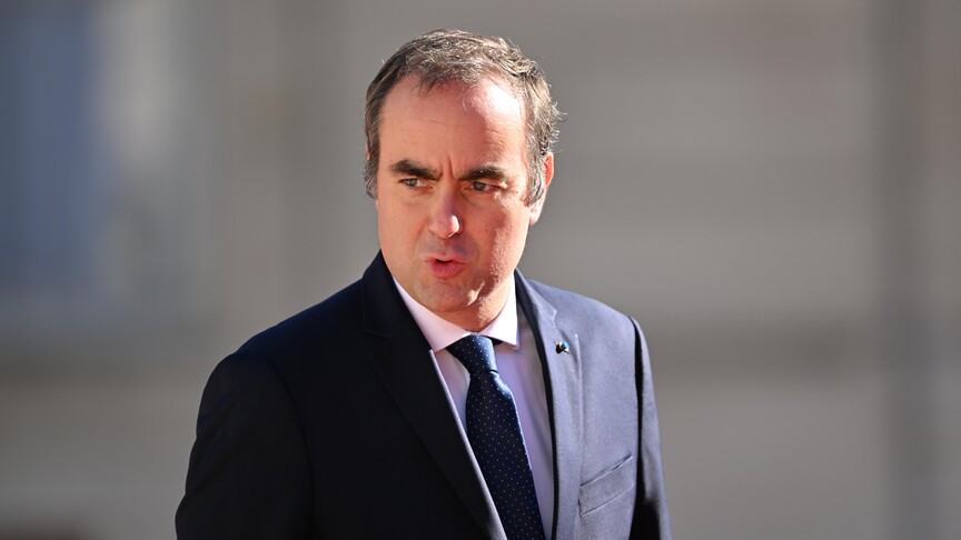 French premier calls for localized curfews starting Monday evening amid unrest