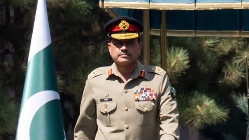 Pakistan’s army chief arrives in Tehran amid US-Iran tensions