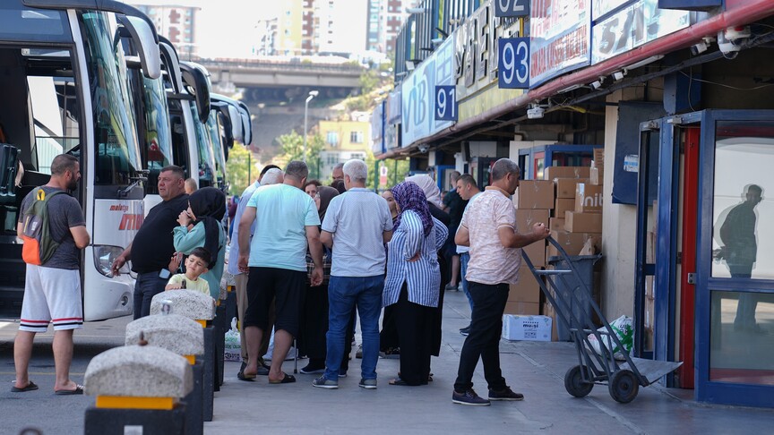 Yerli turistler yılın ilk yarısında yakınlarını ziyaret etmek için 115,4 milyar lira harcadı