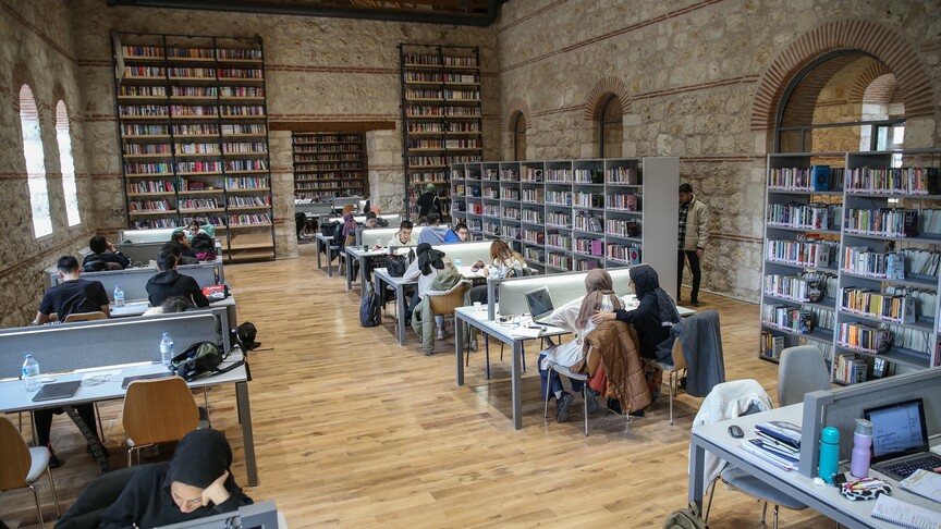 2027'de 10 yeni nesil kütüphane açılacak, 20 bin yazma eser dijitalleştirilecek