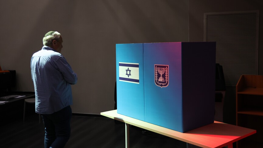 Voter turnout in Israeli elections reaches 44.9% after 7 hours, highest since 1973