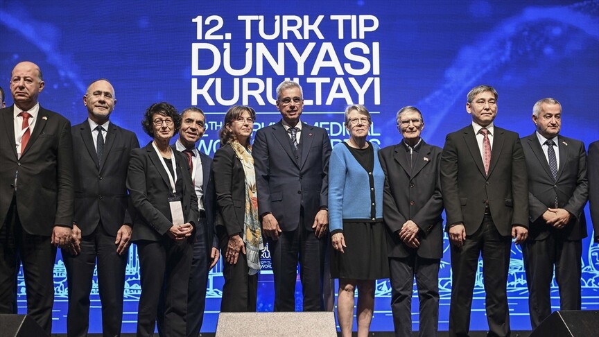 Sağlık Bakanı Memişoğlu: Türkiye olarak bilgimizi ve tecrübemizi tüm dünyayla paylaşmaya hazırız