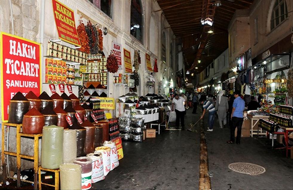 TARIHE TANIKLIK EDEN KAPALI CARSILAR
