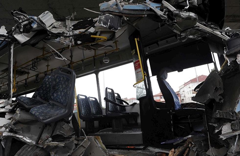 BAYRAMPASA'DA TRAFIK KAZASI: 9 YARALI
