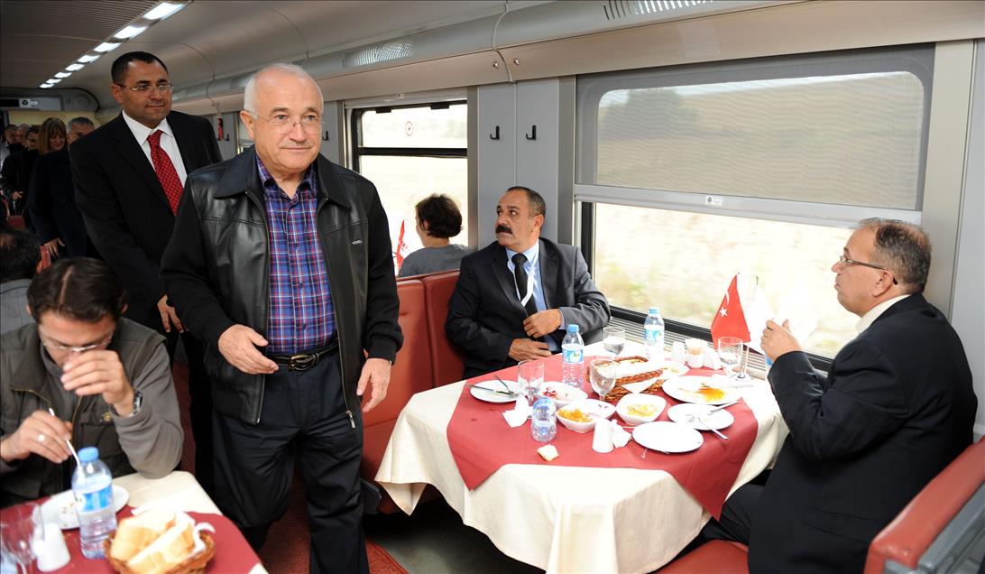 TRT'NIN ALMANYA TRENI YOLA CIKTI