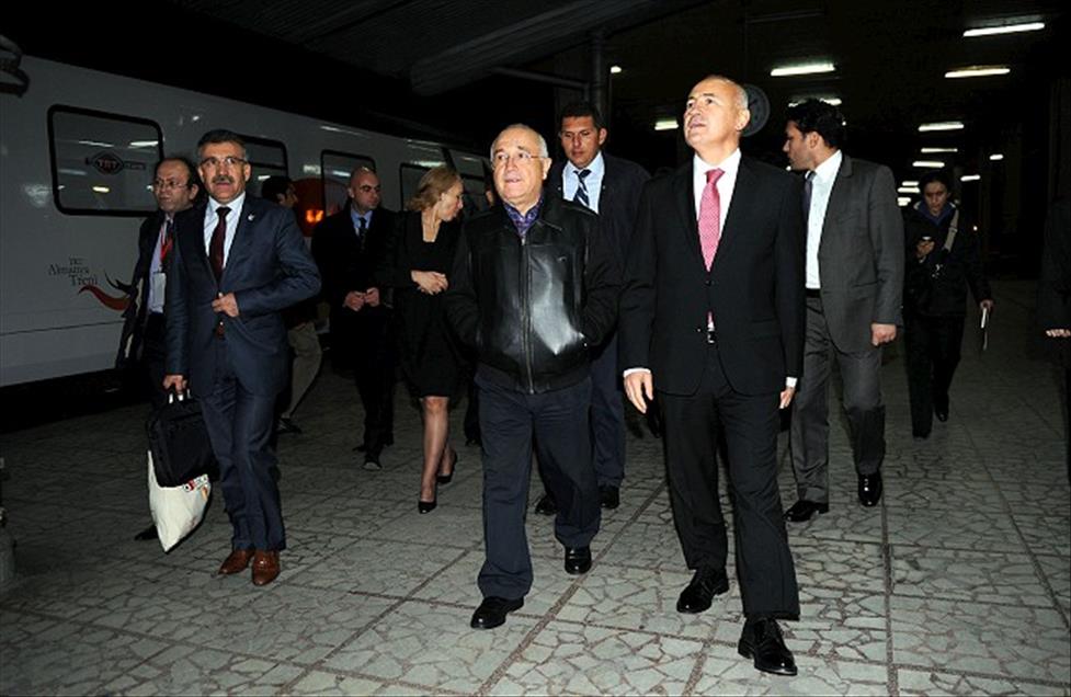 TRT'NIN ALMANYA TRENI YOLA CIKTI