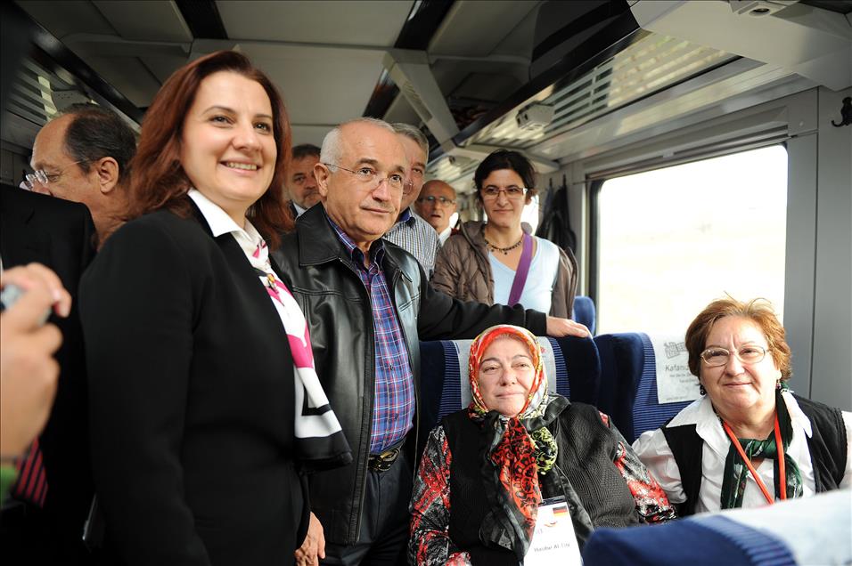 TRT'NIN ALMANYA TRENI YOLA CIKTI