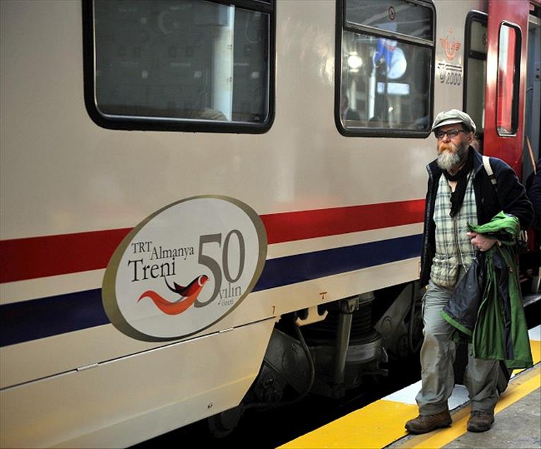 TRT'NIN ALMANYA TRENI YOLA CIKTI