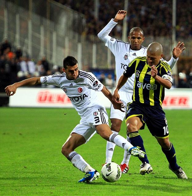 BESIKTAS-FENERBAHCE SPOR TOTO SUPER LIG MACI