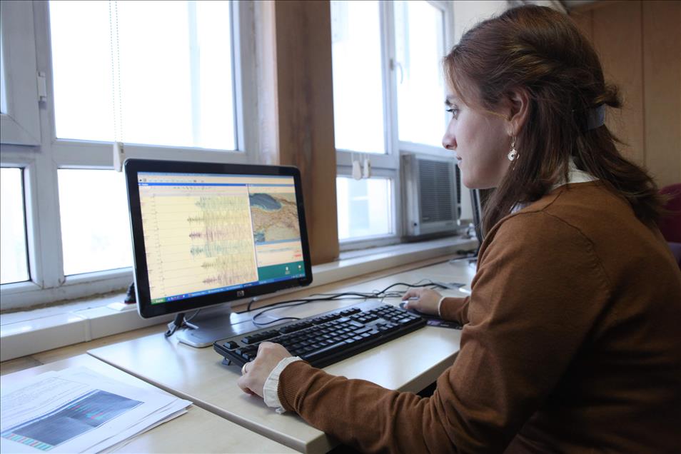 DEPREM HASARINA ''UYDUYLA JET TESPIT''