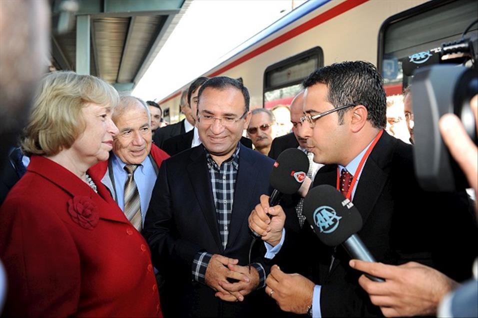 TRT ALMANYA TRENI ALMANYA'YA GELDI