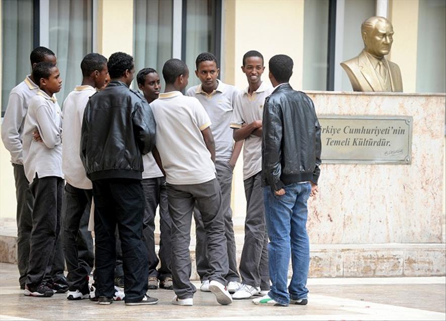SOMALI'NIN GELECEGI, TURKIYE'DE EGITILIYOR