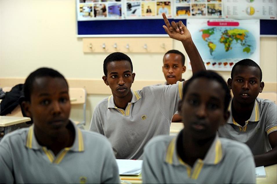 SOMALI'NIN GELECEGI, TURKIYE'DE EGITILIYOR
