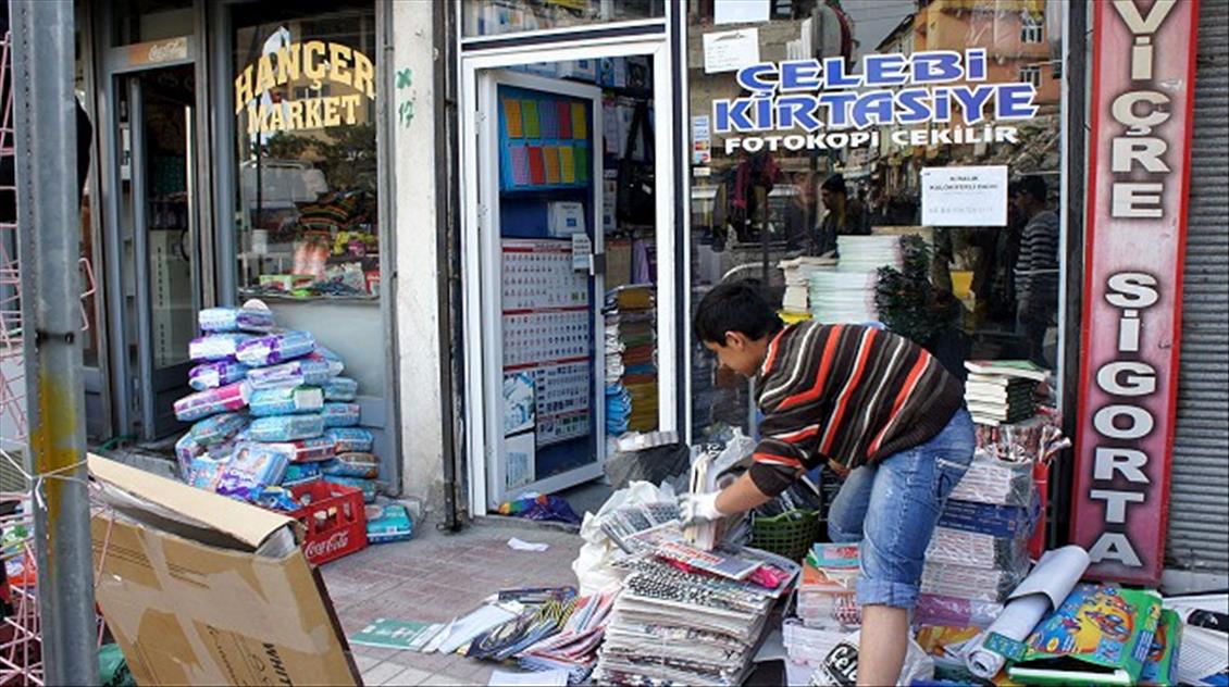 DEPREM BOLGESINDE HAYAT NORMALE DONUYOR