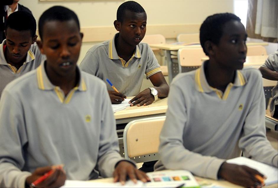 SOMALI'NIN GELECEGI, TURKIYE'DE EGITILIYOR