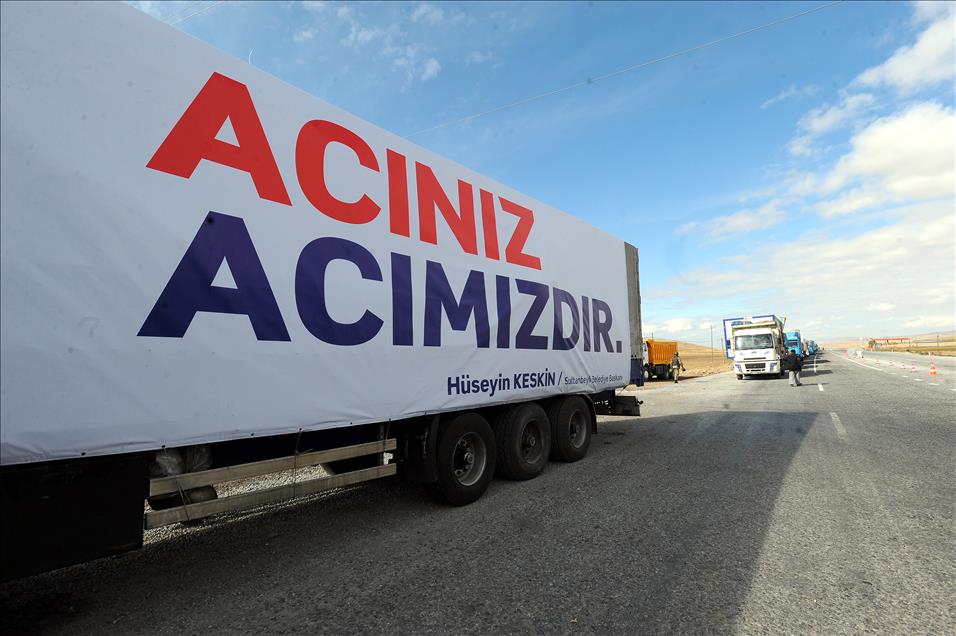 DEPREM BOLGESINDE HAYAT NORMALE DONUYOR