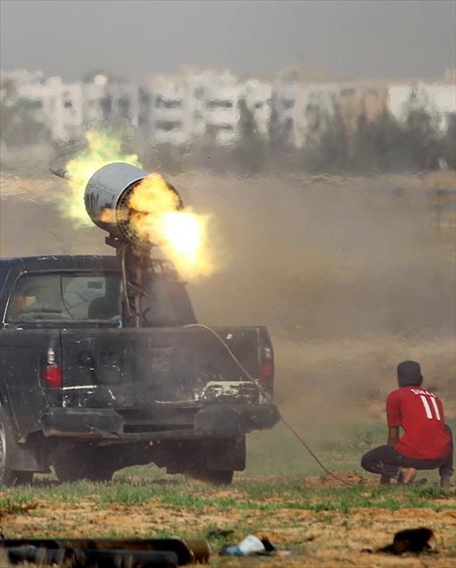 SIRTE'DE CEMBER DARALIYOR