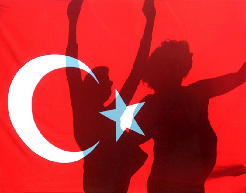 MERSIN'DE GAZILERDEN TERORE TEPKI YURUYUSU