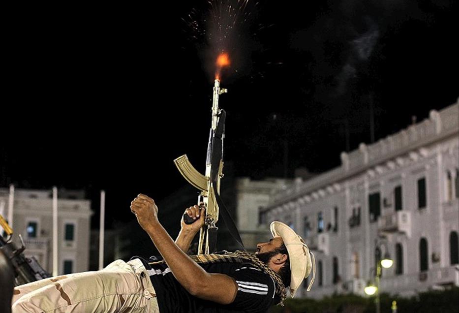 SEHITLER MEYDANI'NA TOPLANAN LIBYALILAR
