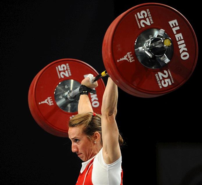 AYLIN DASDELEN DUNYA IKINCISI