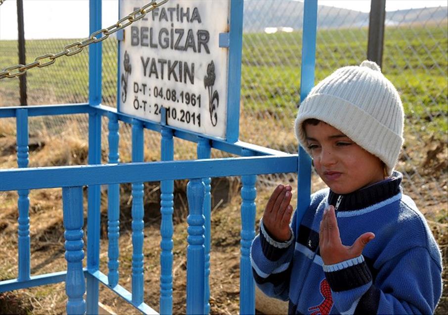 DEPREM BOLGESINDE BURUK BAYRAM