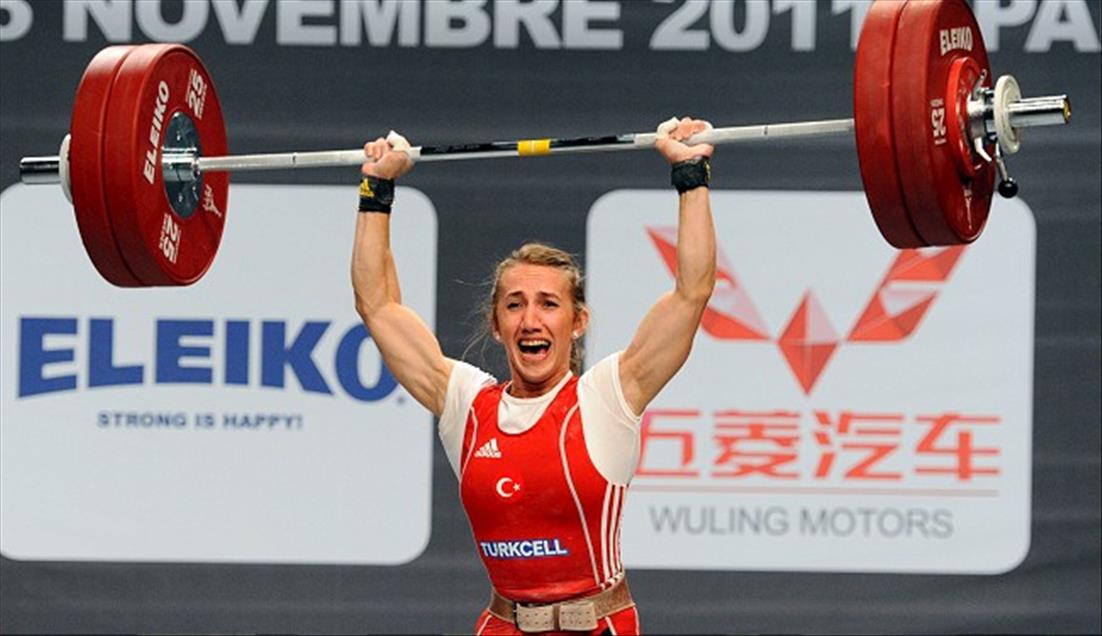 AYLIN DASDELEN DUNYA IKINCISI